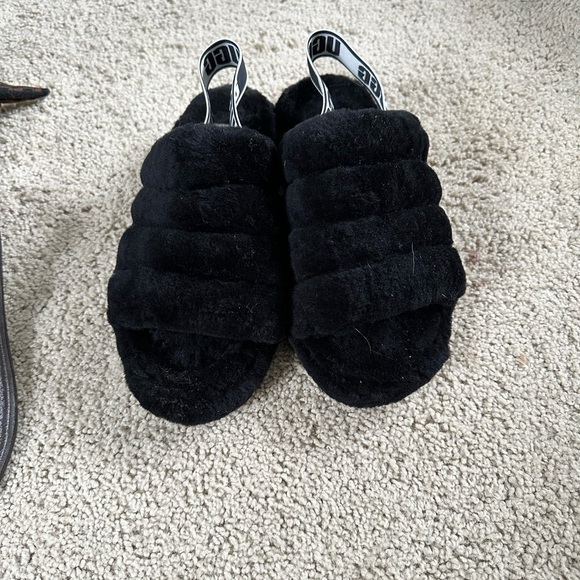 Ugh slipper with back strap - Picture 4 of 4